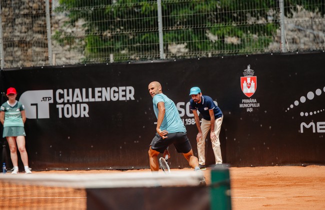 Marius Copil, eliminat în calificări